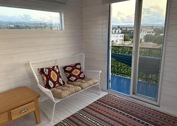 Cosy With Rooftop Terrace